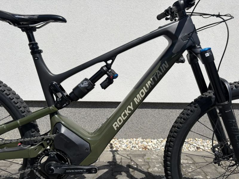 Rocky Mountain Altitude Powerplay Carbon 70 vel. XL