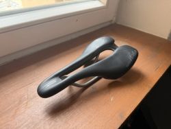 sedlo Selle Italia slr boost gravel superflow