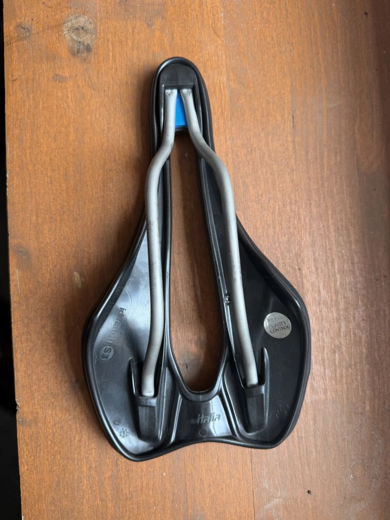 sedlo Selle Italia slr boost gravel superflow