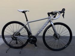 Canyon Endurace AL Disc 7.0 | Shimano 105 | vel. XS | 2020Canyon