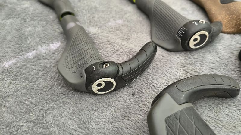 Ergonomické gripy 