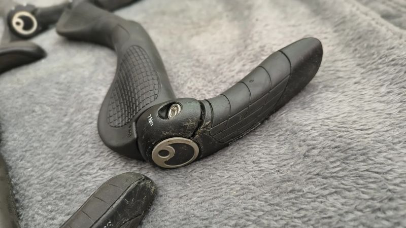 Ergonomické gripy 