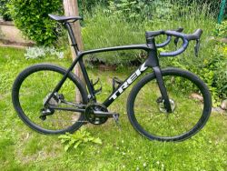 Trek Emonda SL7 Di2 Ultegra 12 speed, cockpit, velikost 58