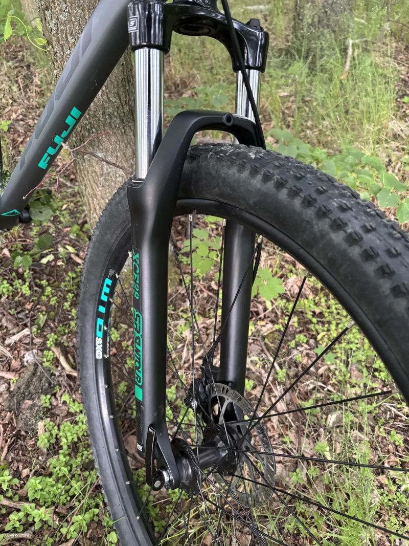 Horské kolo Fuji Nevada 1.9 29" – Velikost L