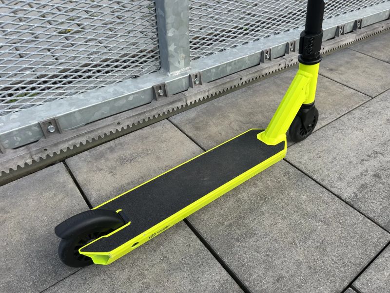 Freestyle koloběžka Oxelo MF One Yellow ( PC: 1.499kč )