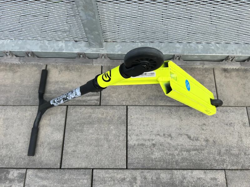 Freestyle koloběžka Oxelo MF One Yellow ( PC: 1.499kč )