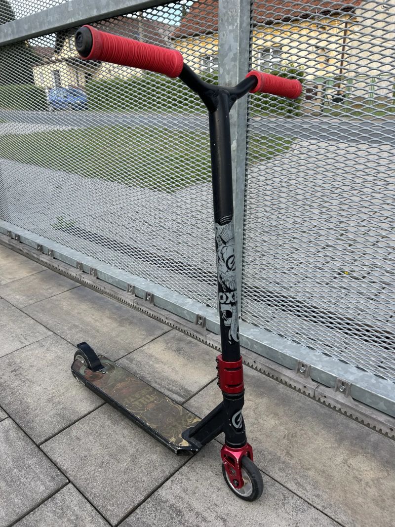 Freestyle koloběžka Oxelo MF 1.8+ ( PC: 2.799kč )