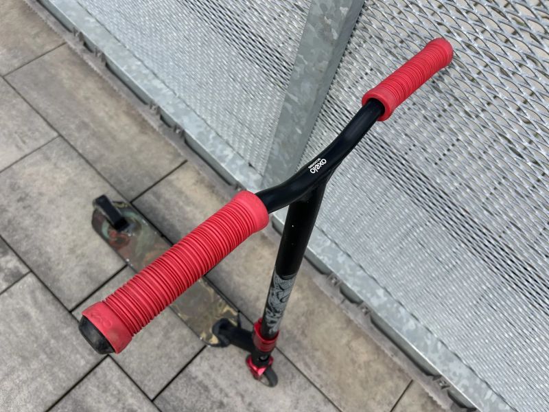 Freestyle koloběžka Oxelo MF 1.8+ ( PC: 2.799kč )