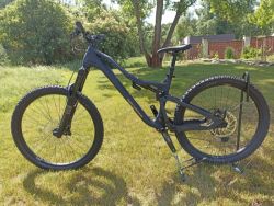 PROMO Rock Machine Whizz FS II 50 – zánovní, záruka, 2 servisy grátis
