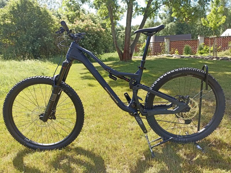 PROMO Rock Machine Whizz FS II 50 – zánovní, záruka, 2 servisy grátis