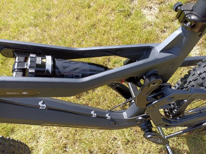 PROMO Rock Machine Whizz FS II 50 – zánovní, záruka, 2 servisy grátis