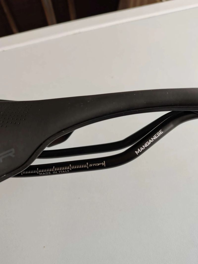 Prodám Nové sedlo Selle SLR Boost Superflow.