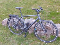 Cestovní kolo Cube Touring