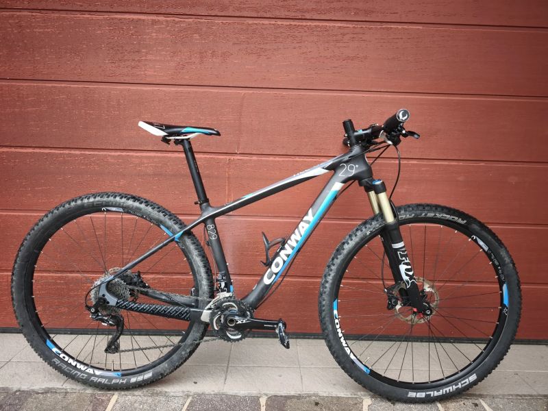 Conway MLC 829 karbon 