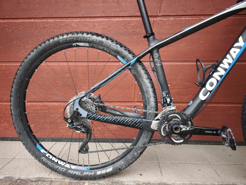 Conway MLC 829 karbon 