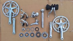Sady silničních klik a komponentů Campagnolo Veloce / Athena