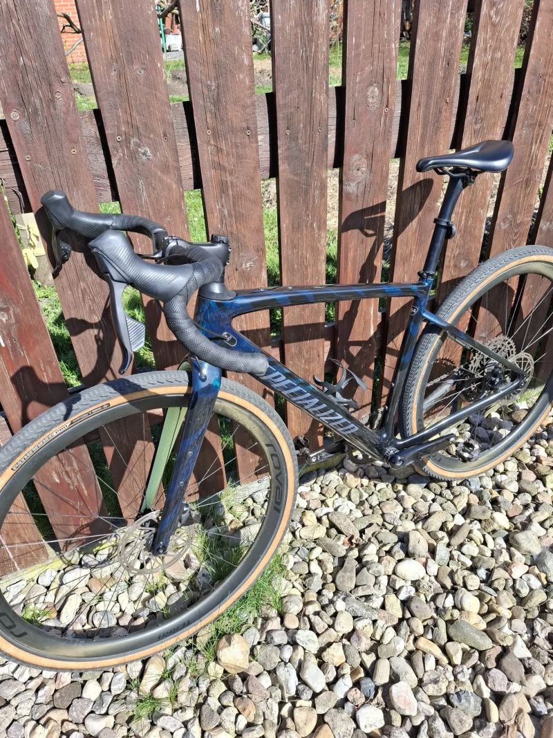 Specialized Diverge Expert Carbon 