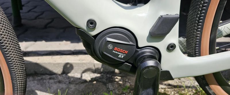 Cube Nuroad Hybrid C:62 Race 400X reedbeige'n' black 2026