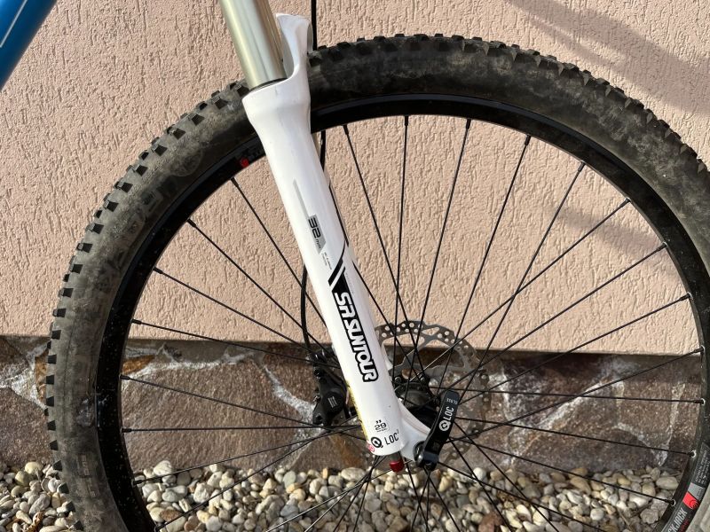 Dámské MTB na rámu Cube