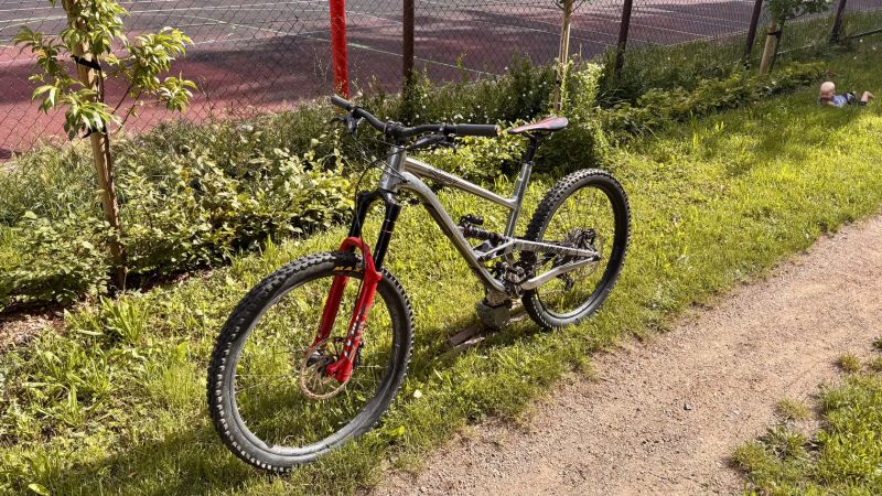 Commencal Clash XL