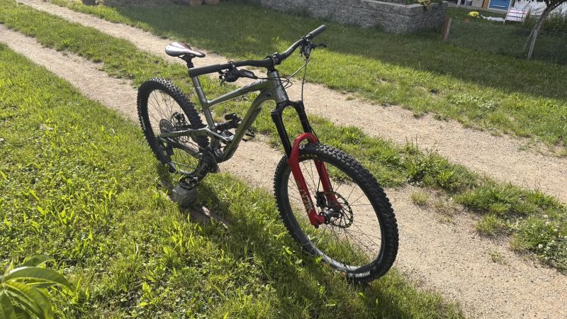 Commencal Clash XL