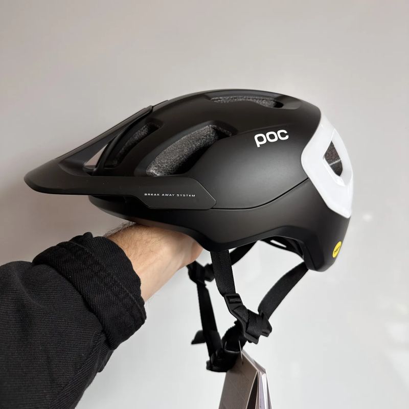 Cyklistická helma POC Axion Race Mips Uranium Black Matt Hydrogen White vel. S