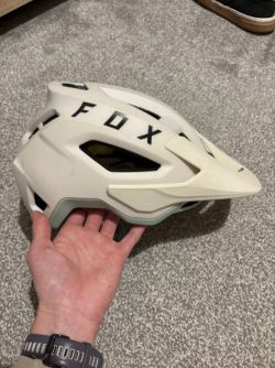 Helma Fox Speedframe Bone MIPS, vel. M