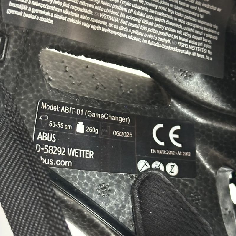 Cyklistická helma Abus Gamechanger Polar White vel. S