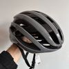 Cyklistická helma ABUS AirBreaker race grey vel. M