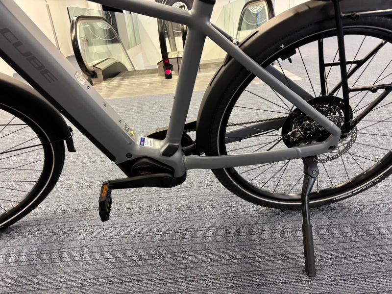 Cube Touring hybrid PRO