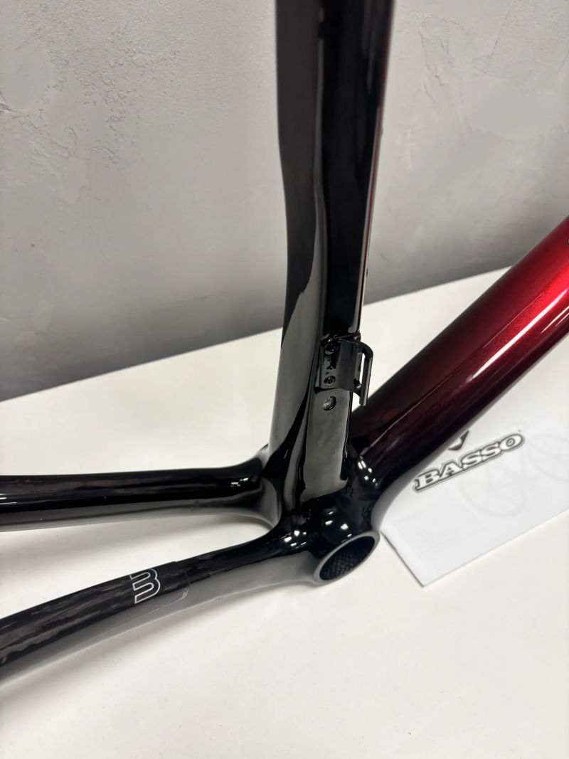 Rámová sada Basso Diamante 2025+ sedlo Selle Italia