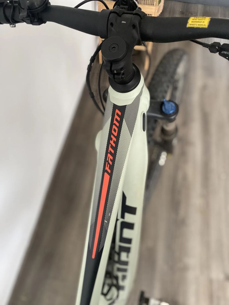 Giant Fathom E+