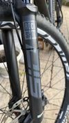 Cube Reaction C:62 XL karbon, SID 120mm, teleskopka, bezduše, XT, SLX, 11kg, po velkém servisu