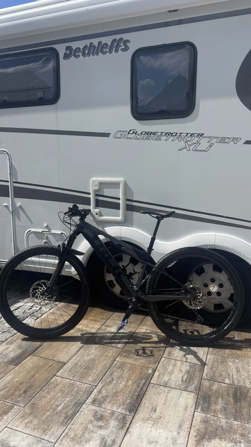 Trek E-Caliber