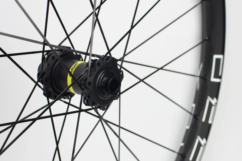 Mavic E-DEEMAX S35, Disc CL, 27,5", Boost 15x110 mm, vnitřní šířka 35 mm, přední 