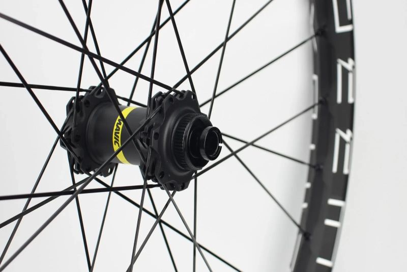 Mavic E-DEEMAX S35, Disc CL, 27,5", Boost 15x110 mm, vnitřní šířka 35 mm, přední 