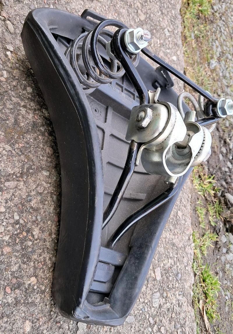 Italské odpružené sedlo Selle Royal
