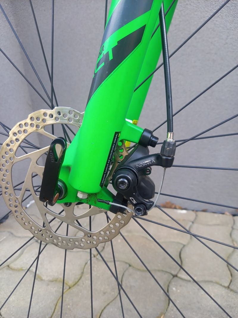 Superior XC 819