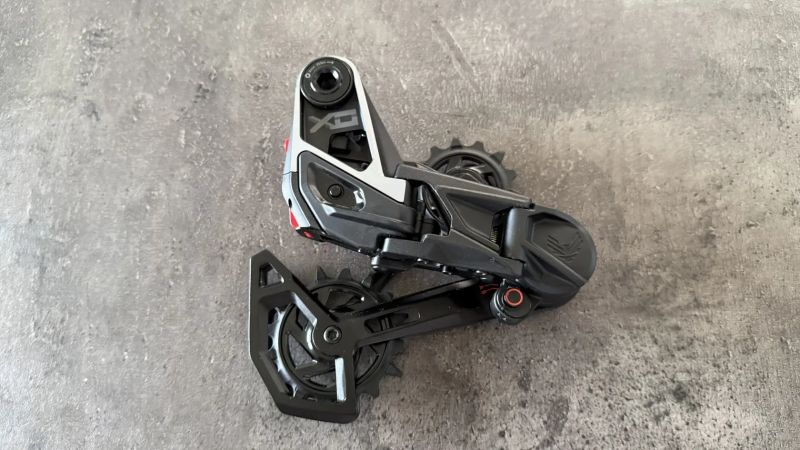 Nová přehazovačka SRAM X0 T-Type Eagle AXS 12s