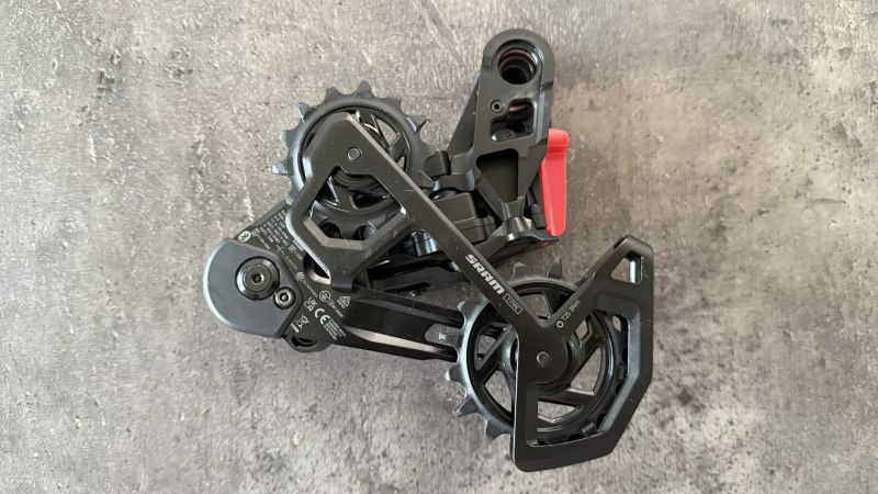 Nová přehazovačka SRAM X0 T-Type Eagle AXS 12s