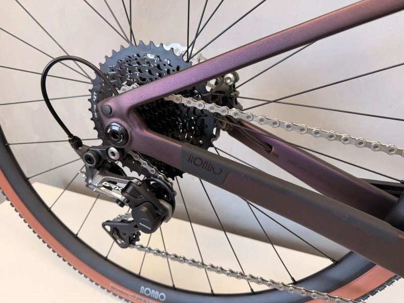 Gravel RONDO RUUT CF2 vel. M