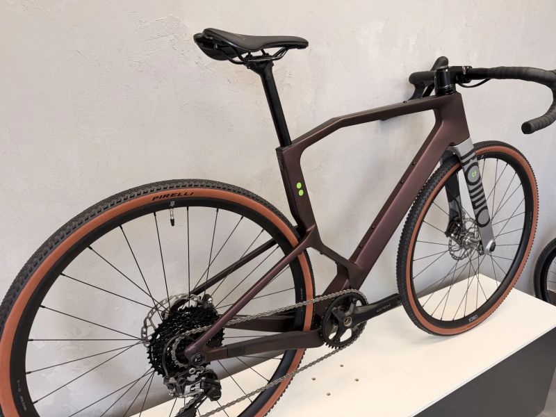 Gravel RONDO RUUT CF2 vel. M