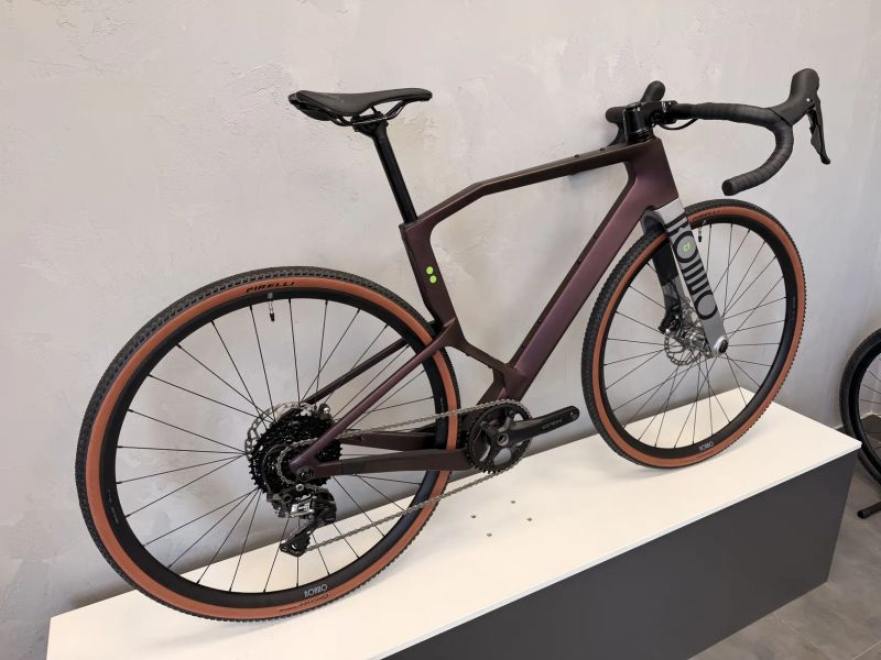 Gravel RONDO RUUT CF2 vel. M