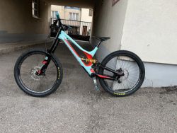 Karbonový S-works demo 8 vel. L