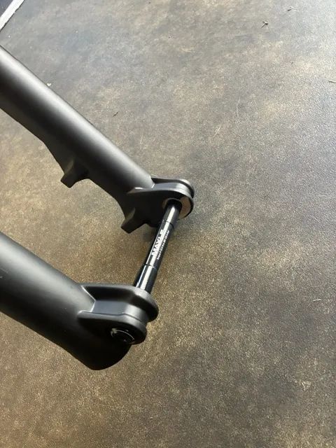 Rock Shox lyrik 29" , Psylo 160mm 29"