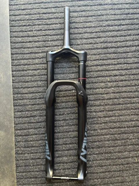 Rock Shox lyrik 29" , Psylo 160mm 29"