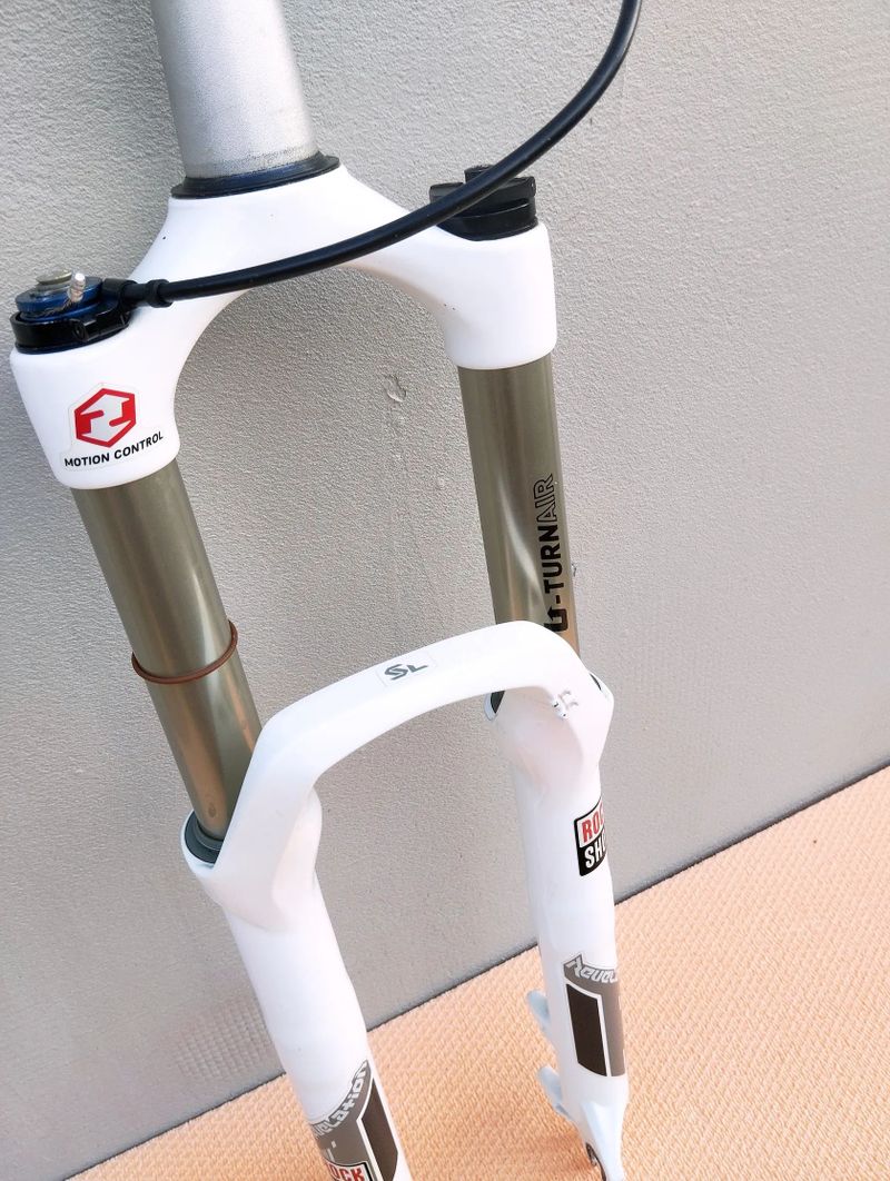 Rock Shox Revelation U-Turn Air - téměř nová