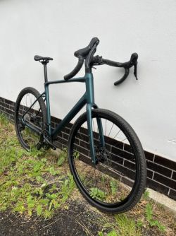 Cube Nuroad Race- Gravel 2026