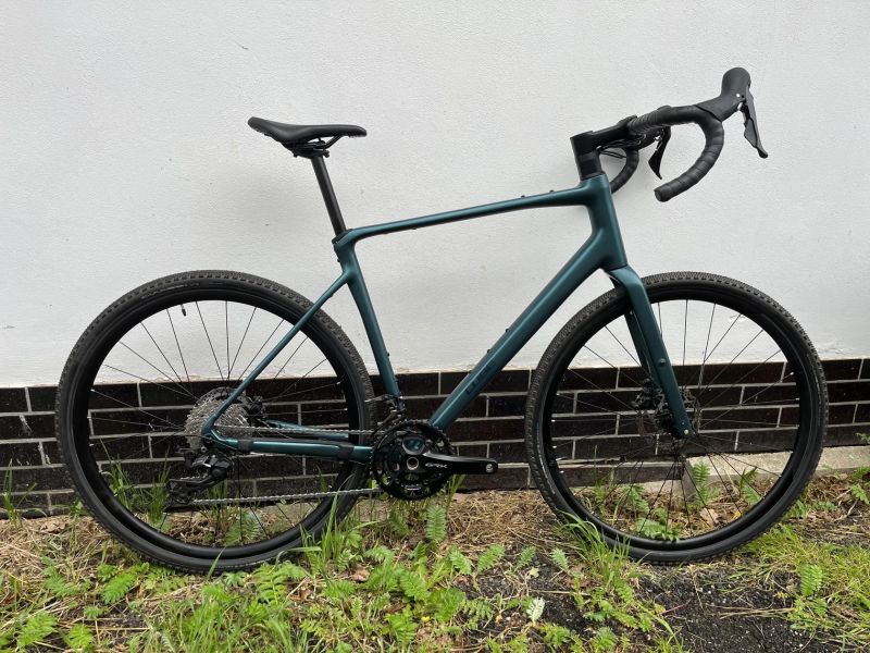 Cube Nuroad Race- Gravel 2026