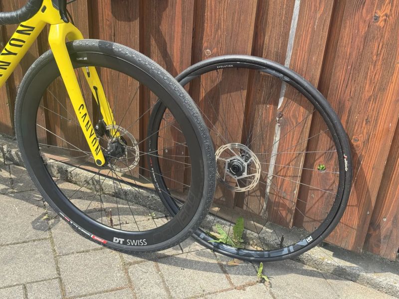 SLEVA - Canyon Inflite CF SL 8